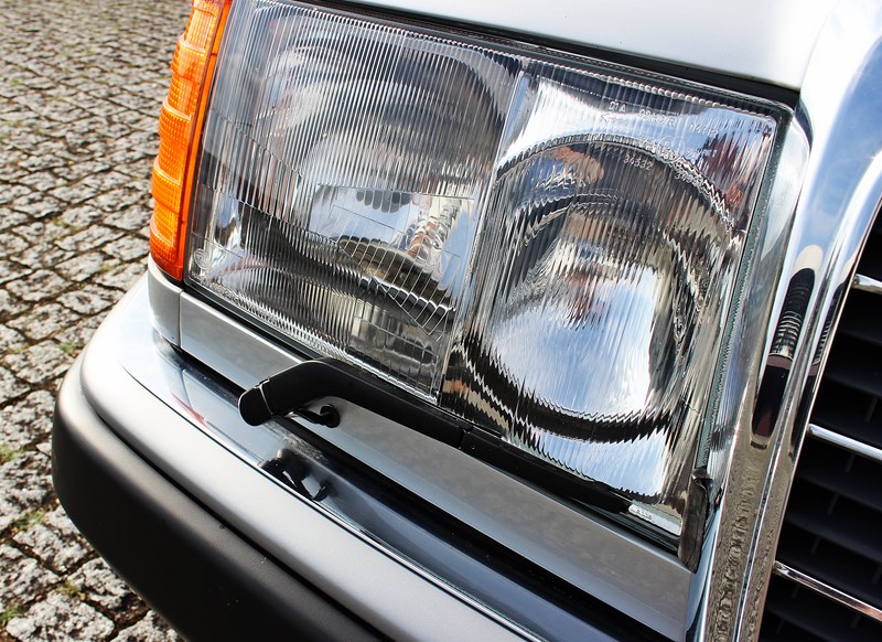 1992 Mercedes Benz W124 500E